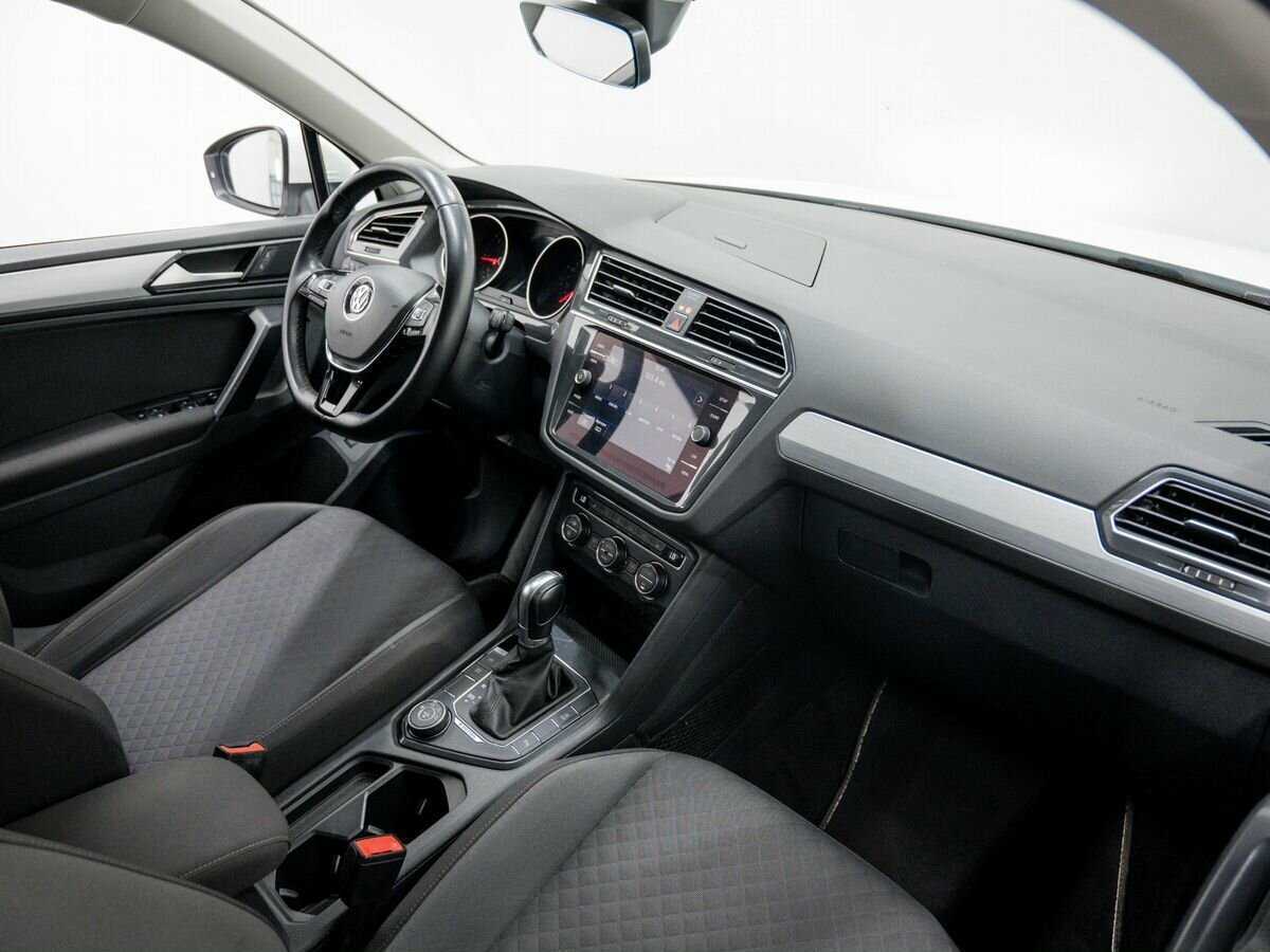 Купить Volkswagen Tiguan, 2018, 120 199 км.. Фото: #6