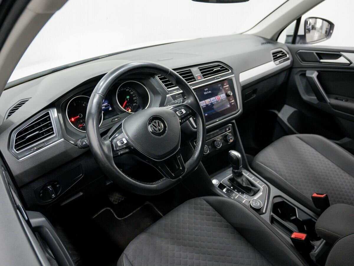 Купить Volkswagen Tiguan, 2018, 120 199 км.. Фото: #15