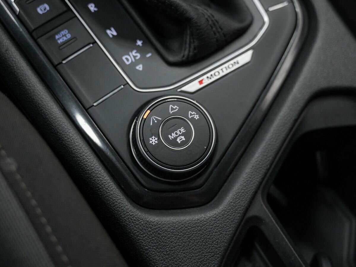 Купить Volkswagen Tiguan, 2018, 120 199 км.. Фото: #20