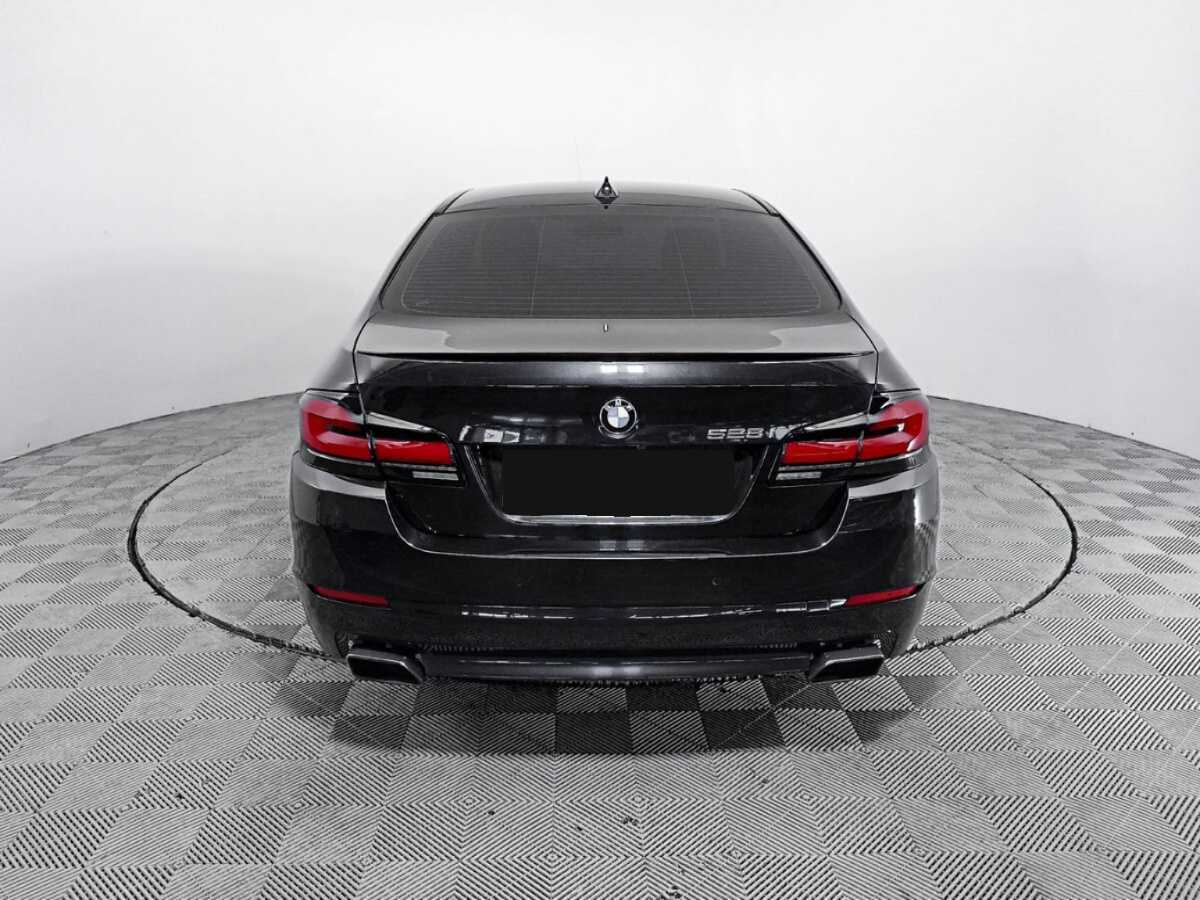 Купить BMW 5 серии, 2012, 278 454 км.. Фото: #4