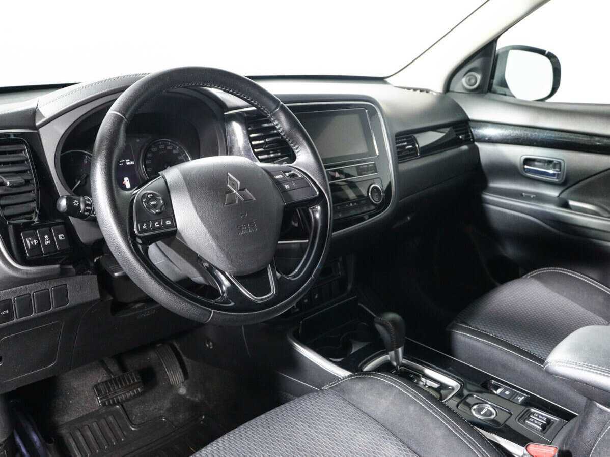 Купить Mitsubishi Outlander, 2019, 49 800 км.. Фото: #13