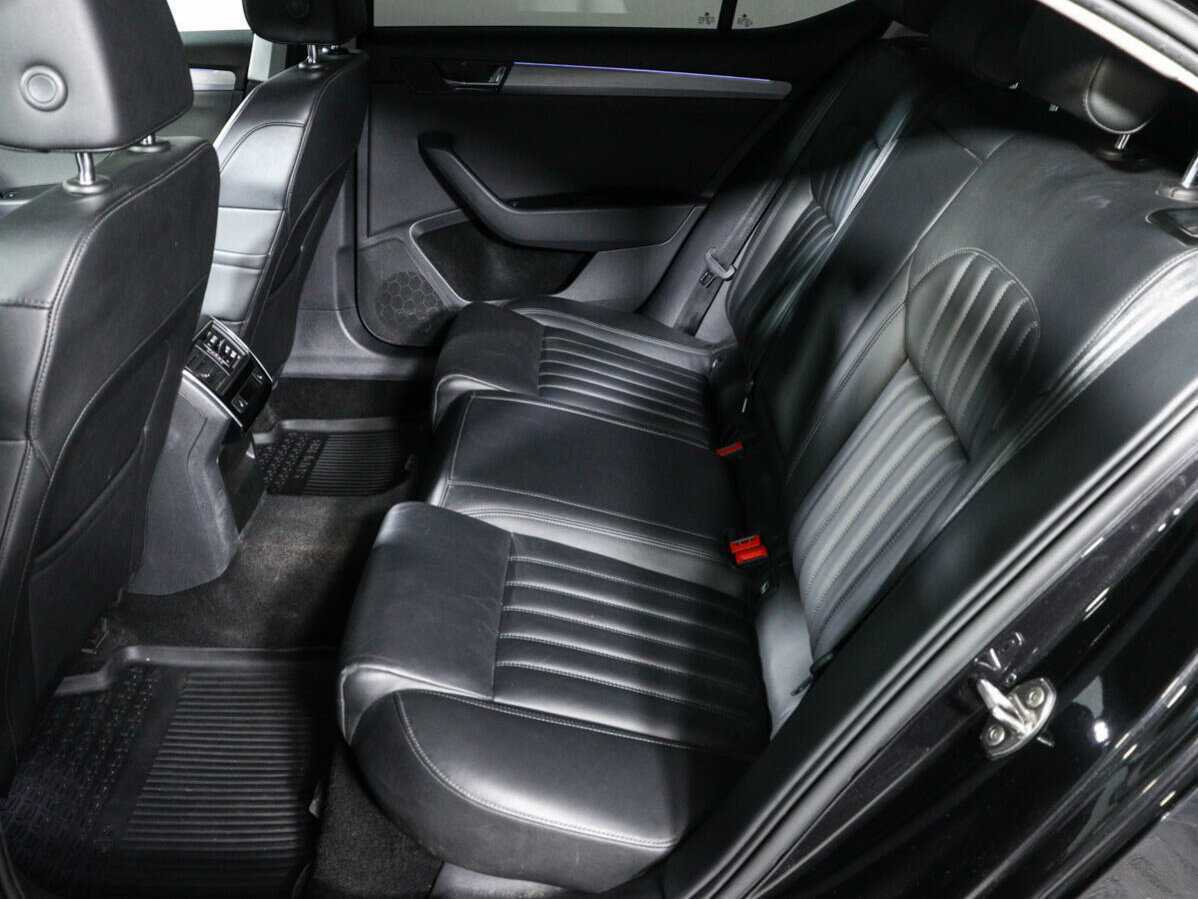 Купить Skoda Superb, 2019, 52 993 км.. Фото: #9