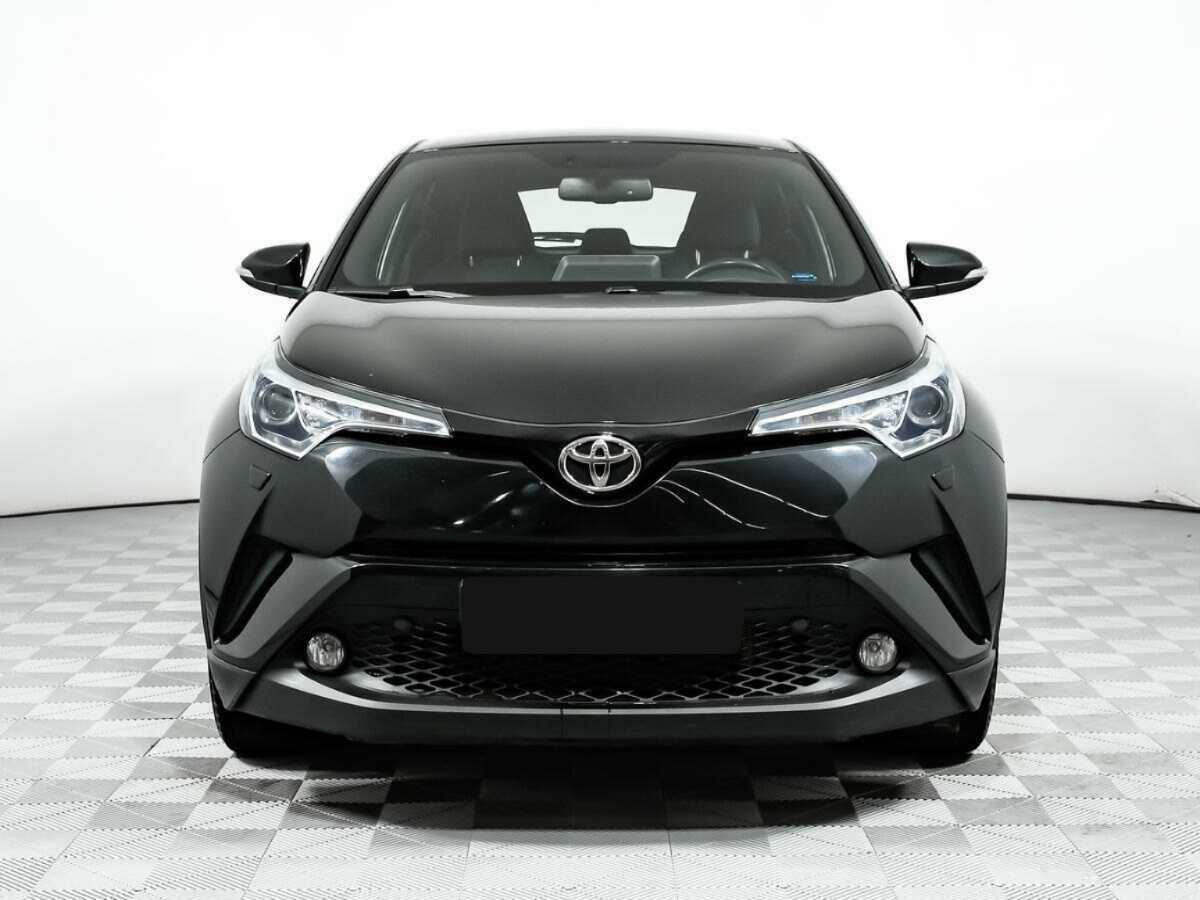 Купить Toyota C-HR, 2018, 67 869 км.. Фото: #1