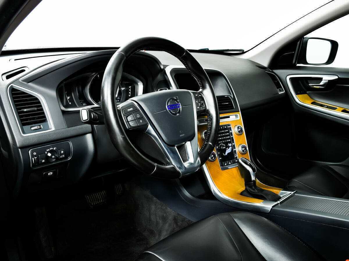 Купить Volvo XC60, 2016, 127 602 км.. Фото: #10