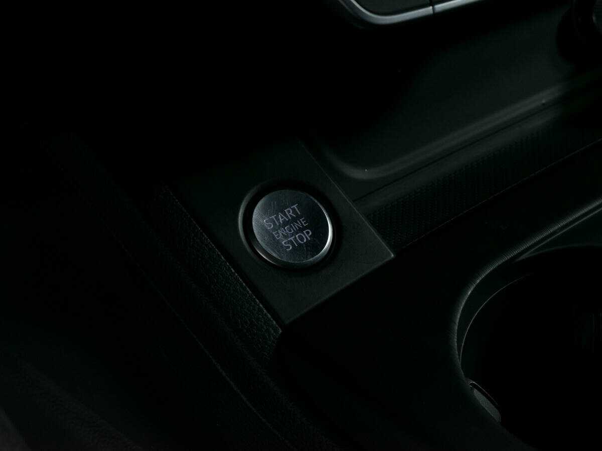 Купить Audi A4, 2017, 129 754 км.. Фото: #13