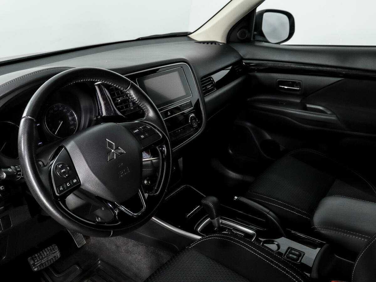 Купить Mitsubishi Outlander, 2019, 79 189 км.. Фото: #8