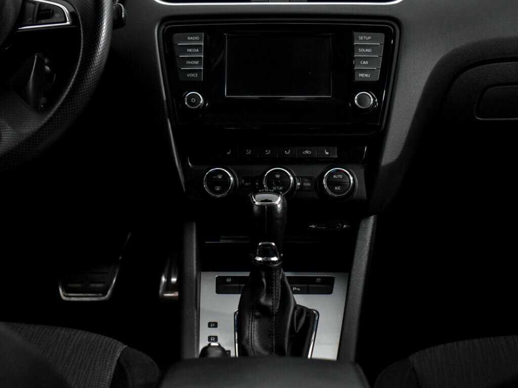 Купить Шкода Октавия, 2014, 179 288 км.. Фото: #10