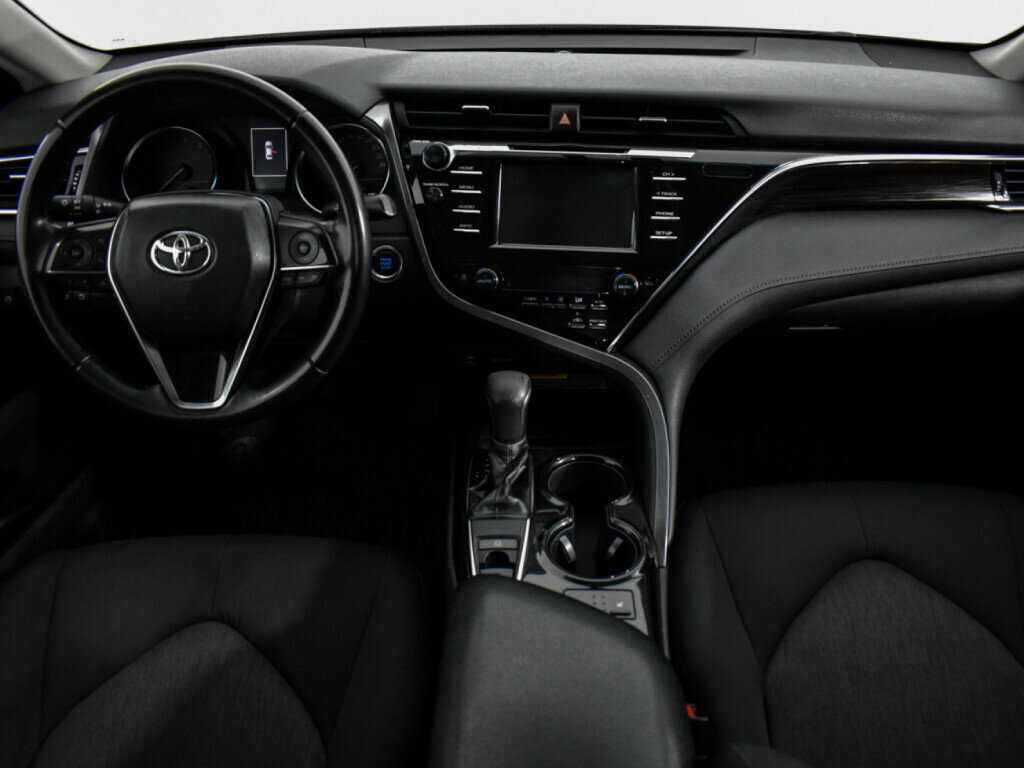 Купить Toyota Camry, 2018, 165 958 км.. Фото: #11