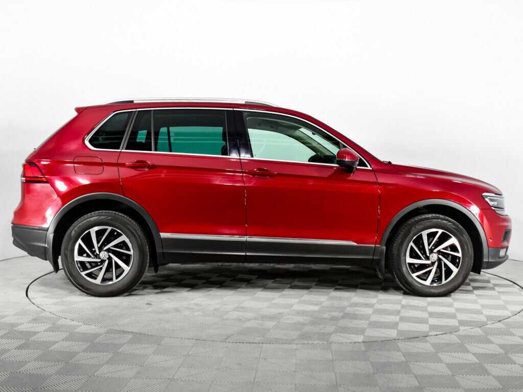 Купить Volkswagen Tiguan, 2018, 71 253 км.. Фото: #5