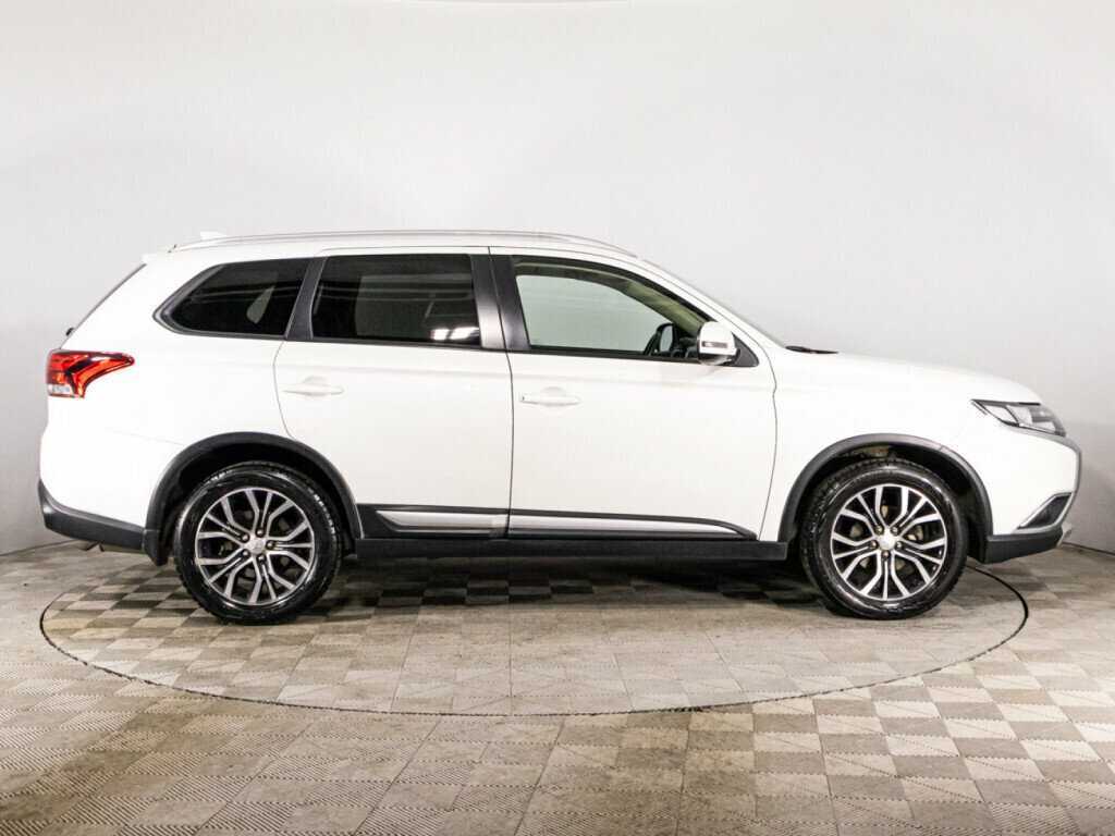 Купить Mitsubishi Outlander, 2018, 47 168 км.. Фото: #3