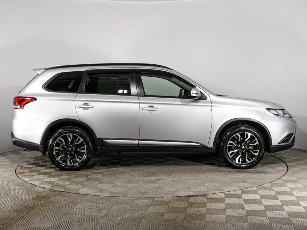 Купить Mitsubishi Outlander, 2021, 28 857 км.. Фото: #3