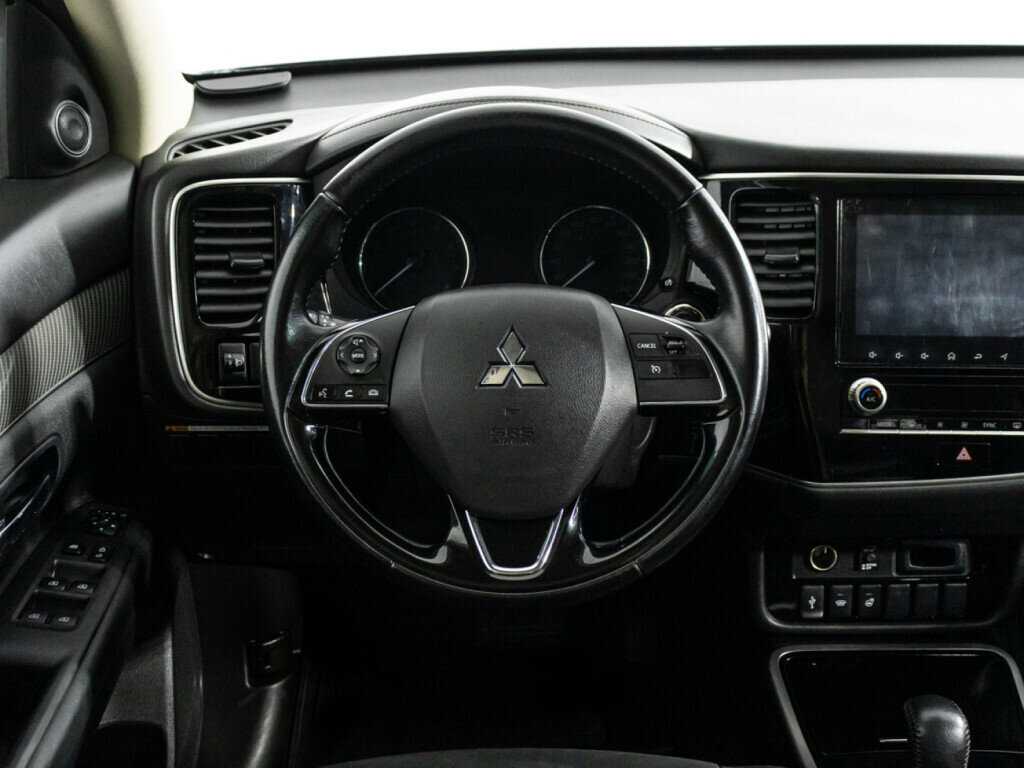 Купить Mitsubishi Outlander, 2021, 64 879 км.. Фото: #19