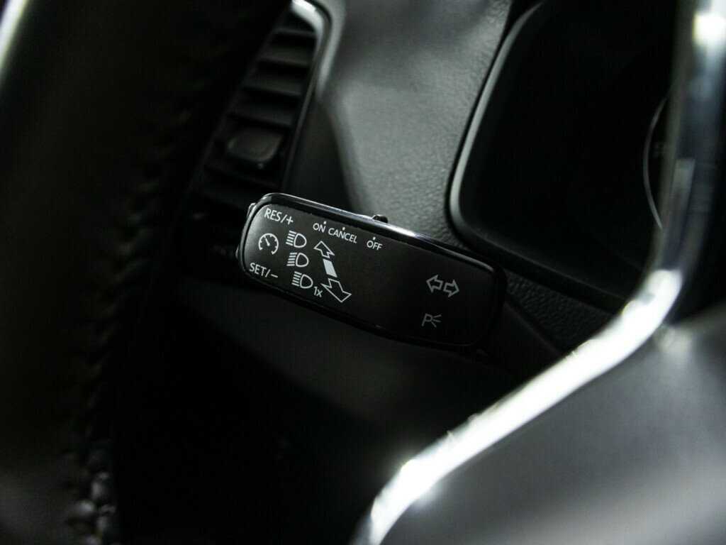 Купить Skoda Karoq, 2021, 72 402 км.. Фото: #16