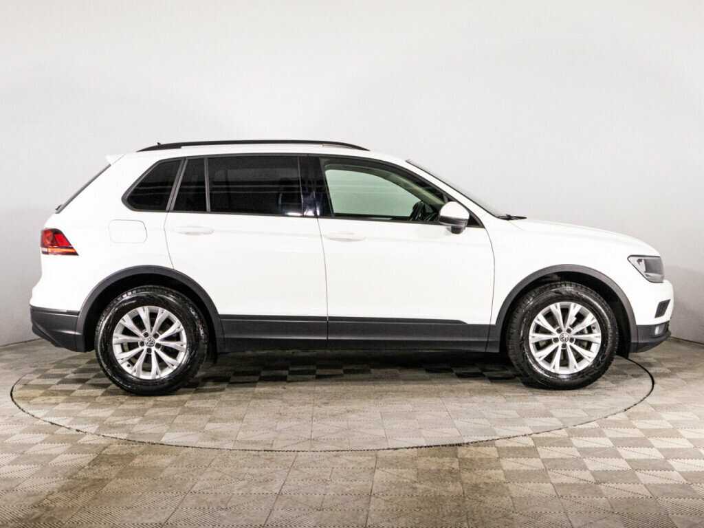 Купить Volkswagen Tiguan, 2018, 79 161 км.. Фото: #3