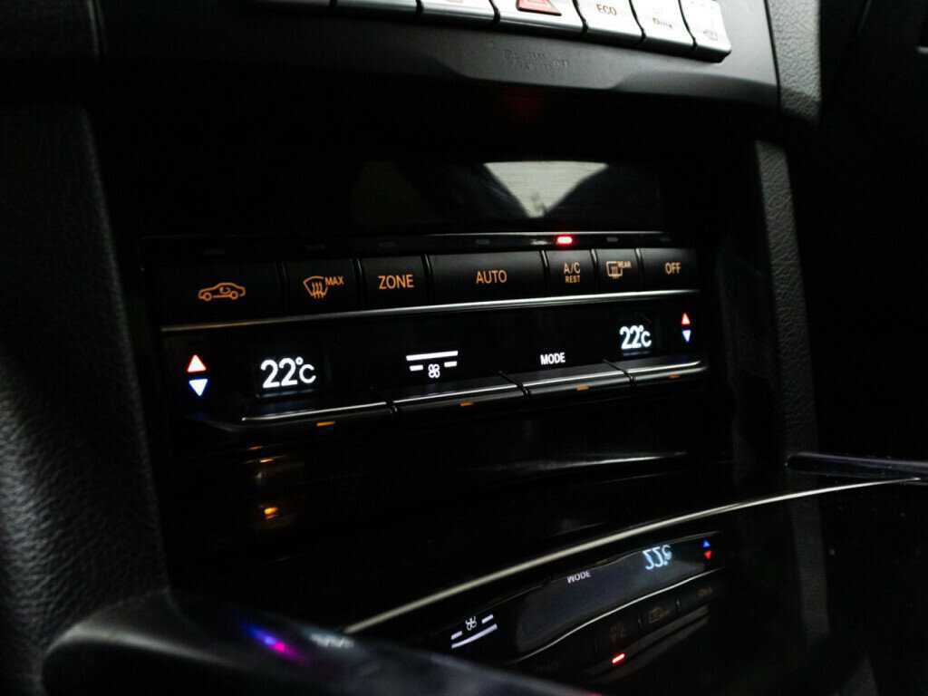 Купить Mercedes-Benz E-Класс, 2013, 63 901 км.. Фото: #14