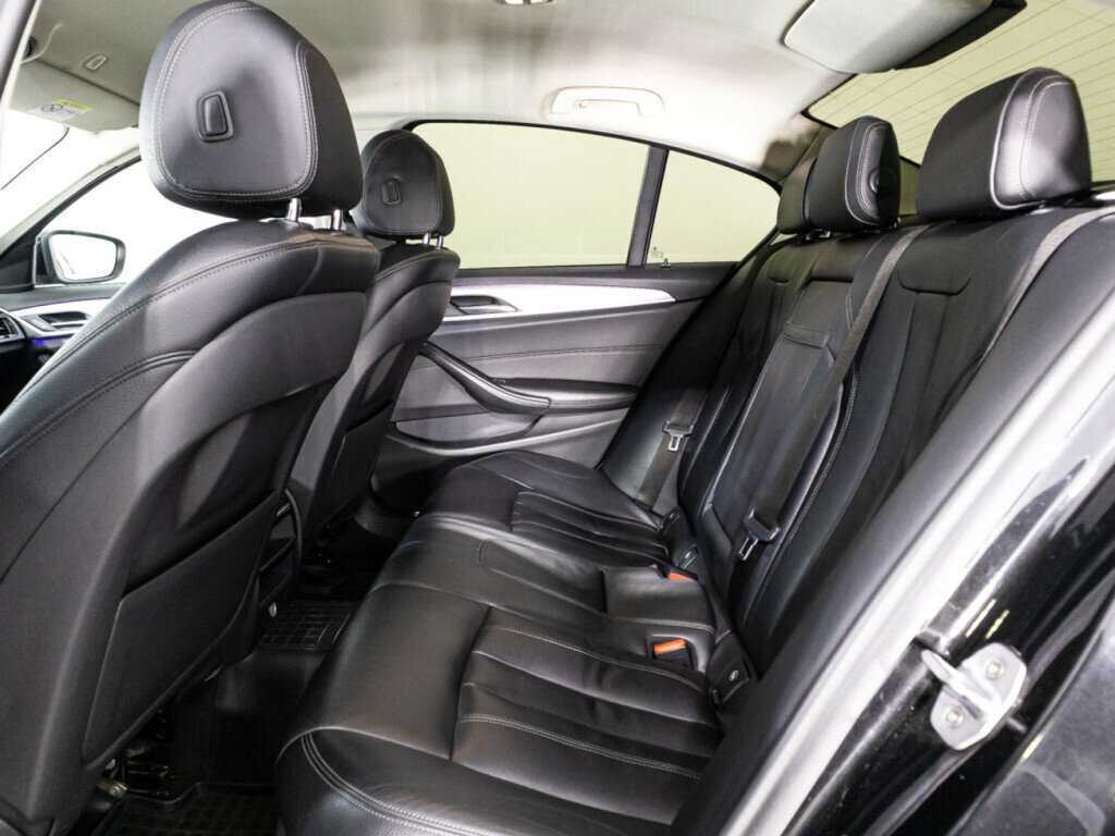 Купить BMW 5 серии, 2018, 136 443 км.. Фото: #9
