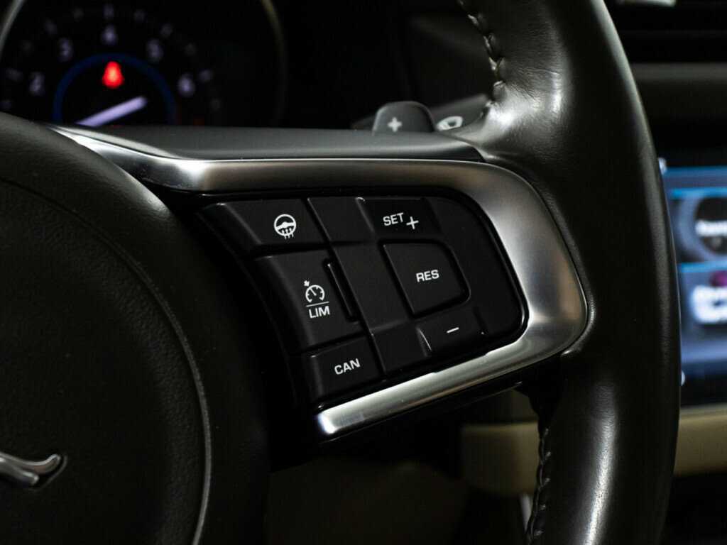 Купить Jaguar XF, 2017, 90 999 км.. Фото: #20