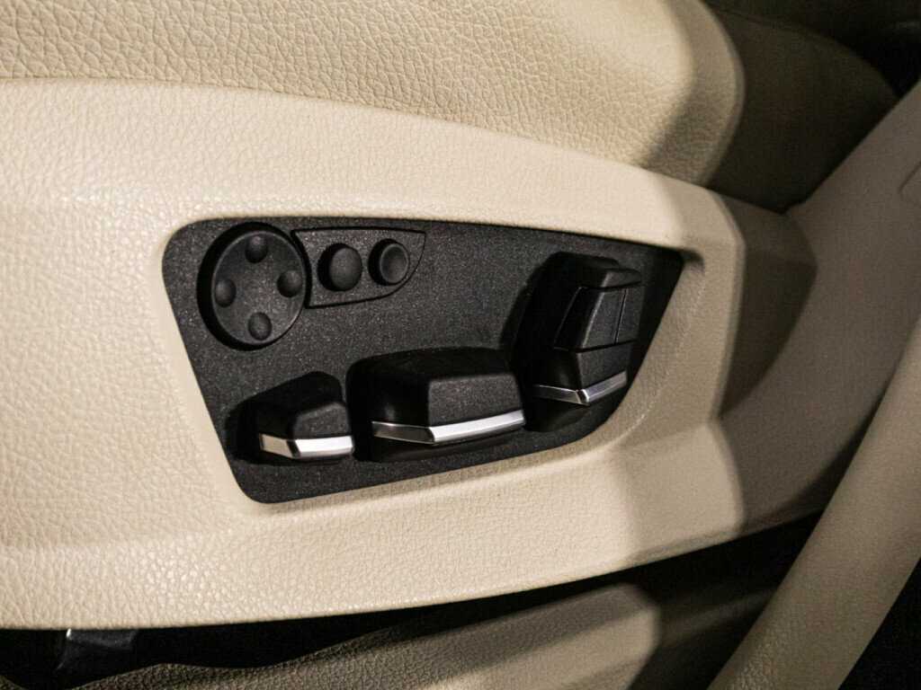 Купить BMW 5 серии, 2012, 223 327 км.. Фото: #21