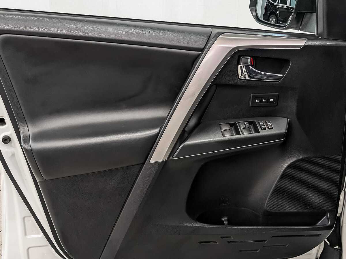 Купить Toyota RAV4, 2017, 148 099 км.. Фото: #18