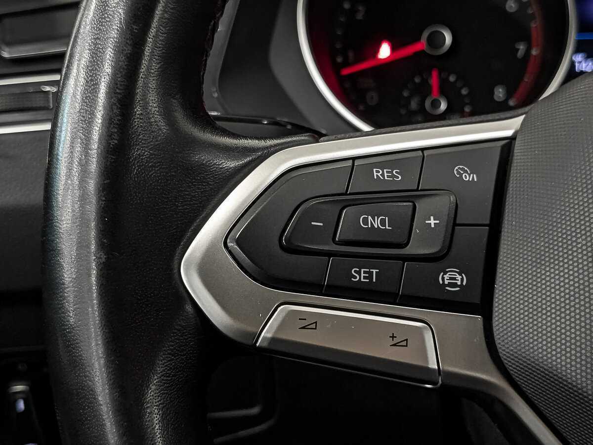 Купить Volkswagen Tiguan, 2021, 142 432 км.. Фото: #25