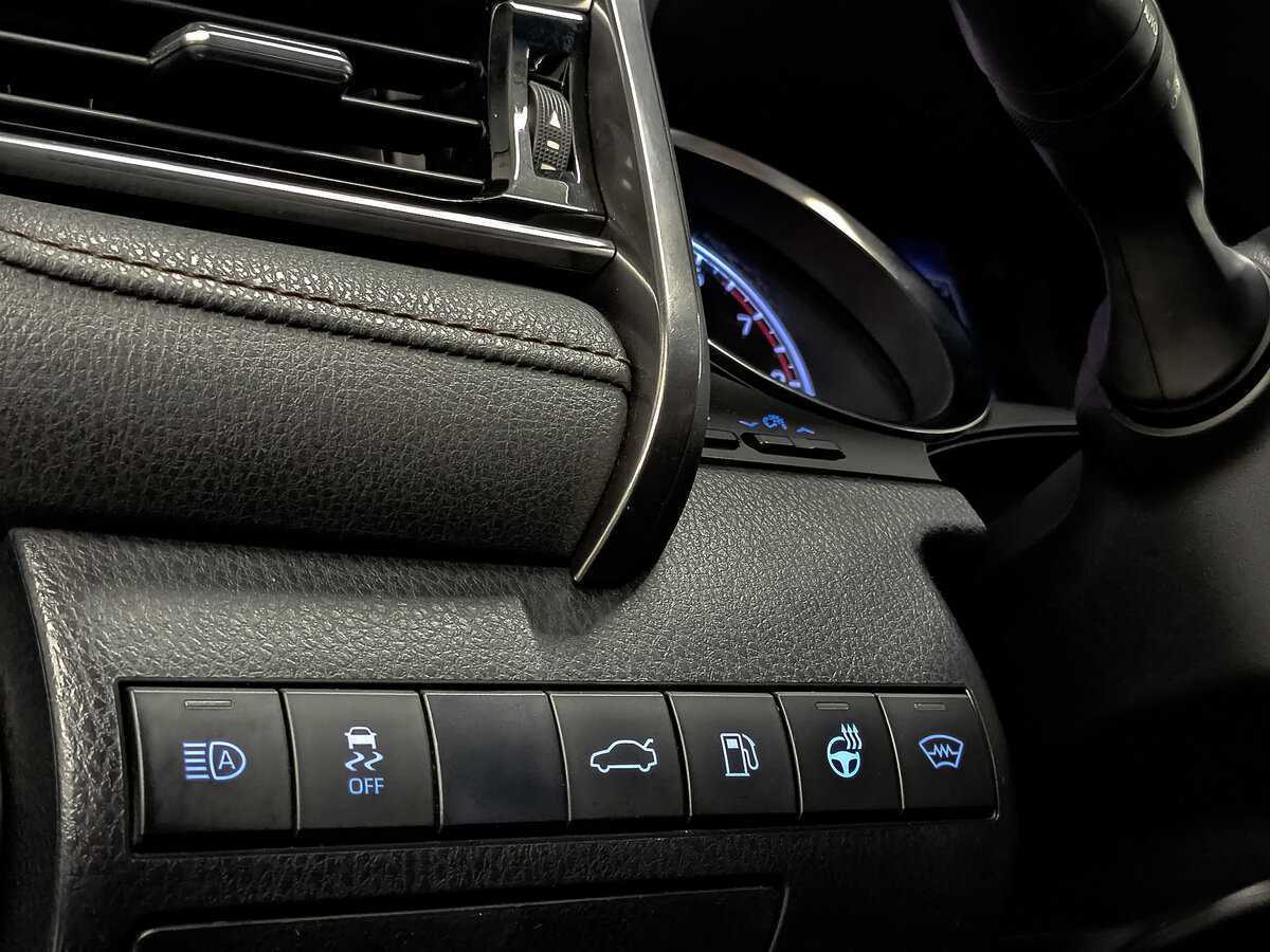 Купить Toyota Camry, 2018, 198 467 км.. Фото: #25