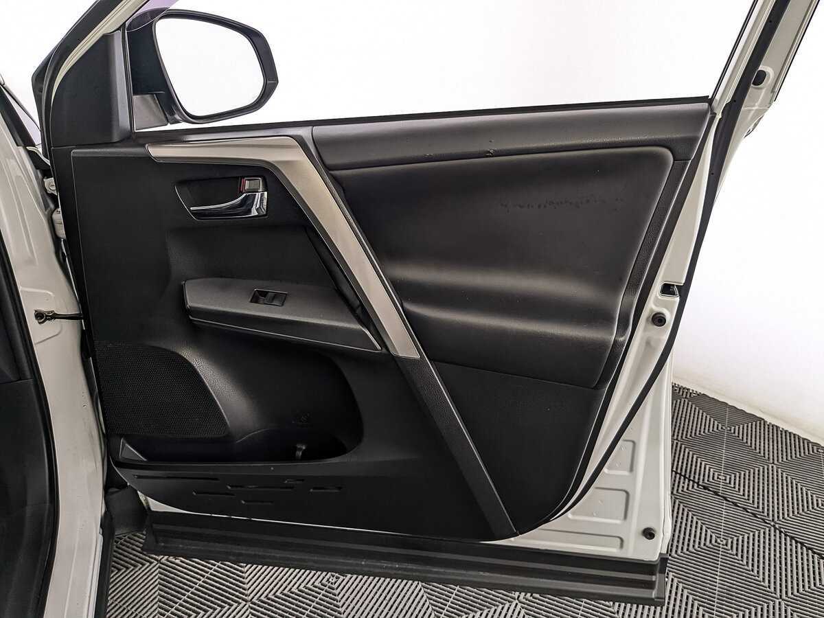 Купить Toyota RAV4, 2018, 205 233 км.. Фото: #22