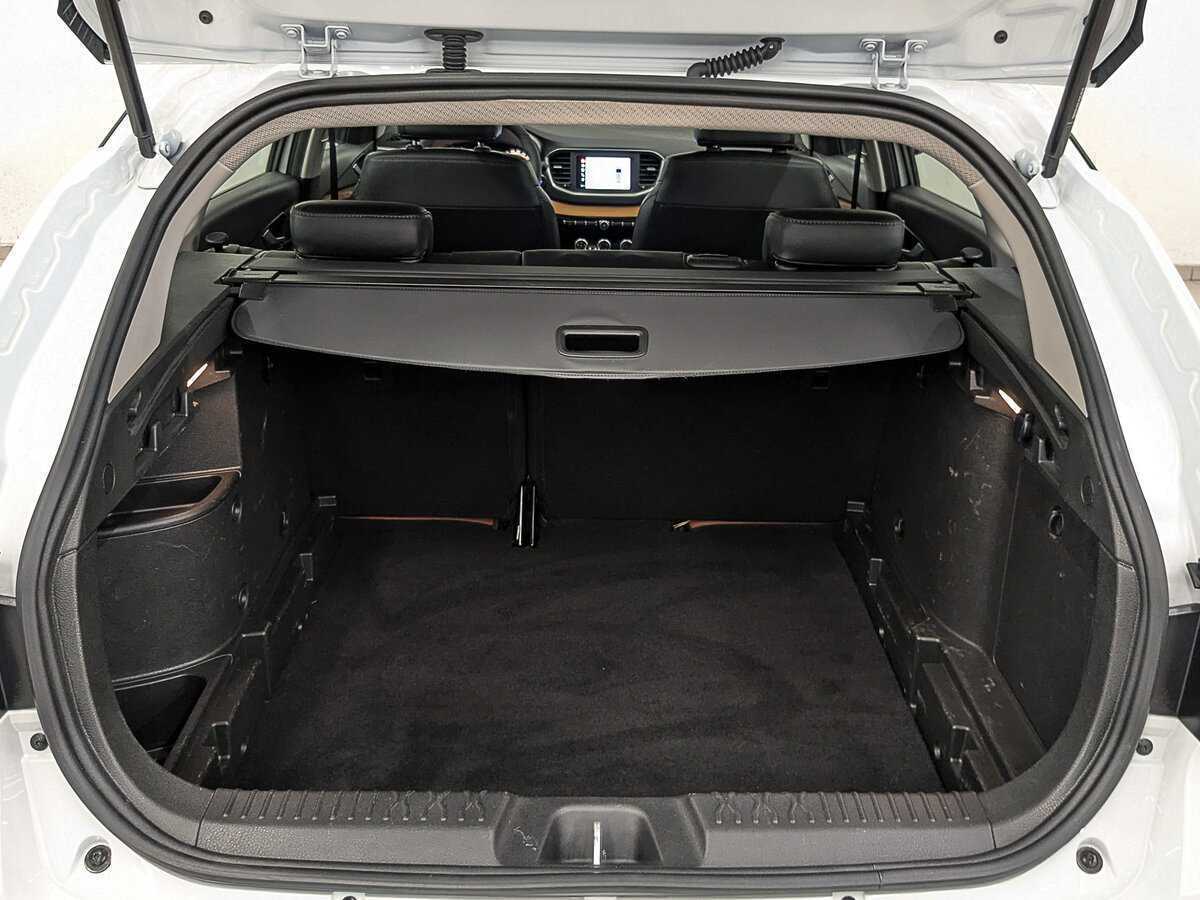 Купить Lada (ВАЗ) Vesta, 2024, 13 386 км.. Фото: #9