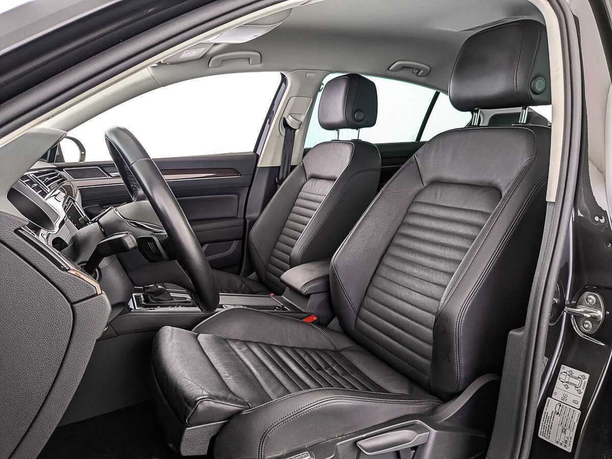 Купить Volkswagen Passat, 2019, 66 006 км.. Фото: #19
