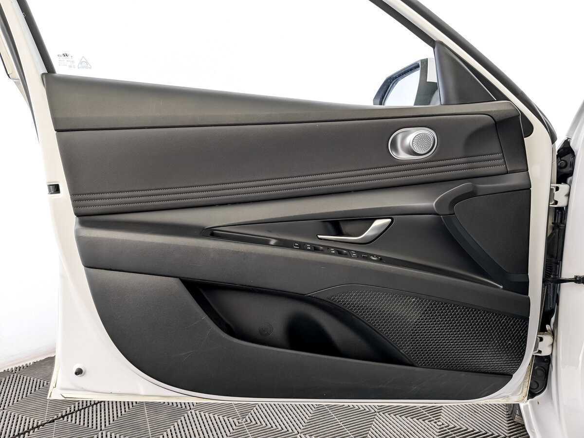 Купить Hyundai Elantra, 2021, 101 404 км.. Фото: #16