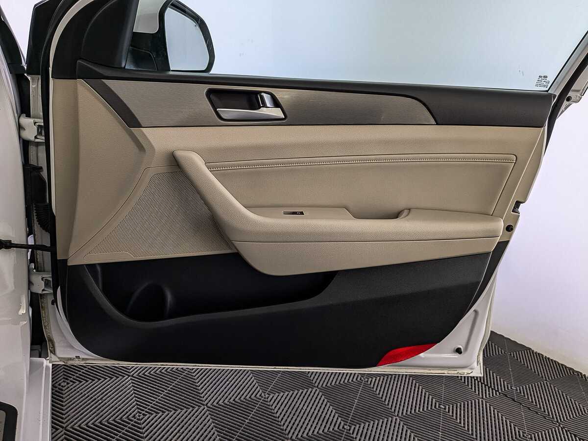 Купить Hyundai Sonata, 2019, 72 280 км.. Фото: #24