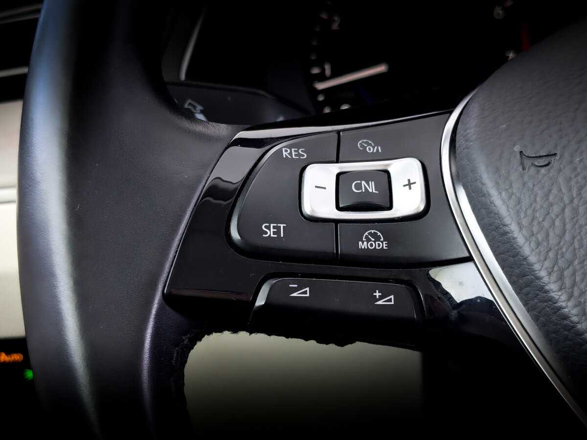 Купить Volkswagen Passat, 2017, 75 878 км.. Фото: #27