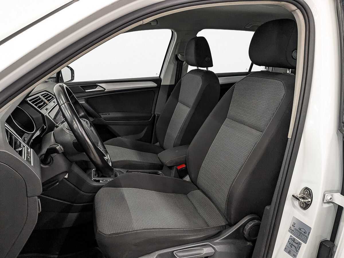 Купить Volkswagen Tiguan, 2021, 133 209 км.. Фото: #17