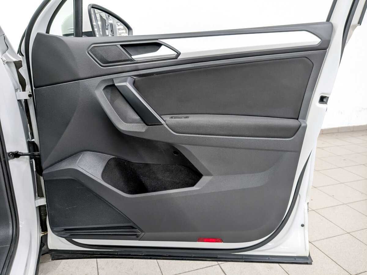 Купить Volkswagen Tiguan, 2021, 156 781 км.. Фото: #22