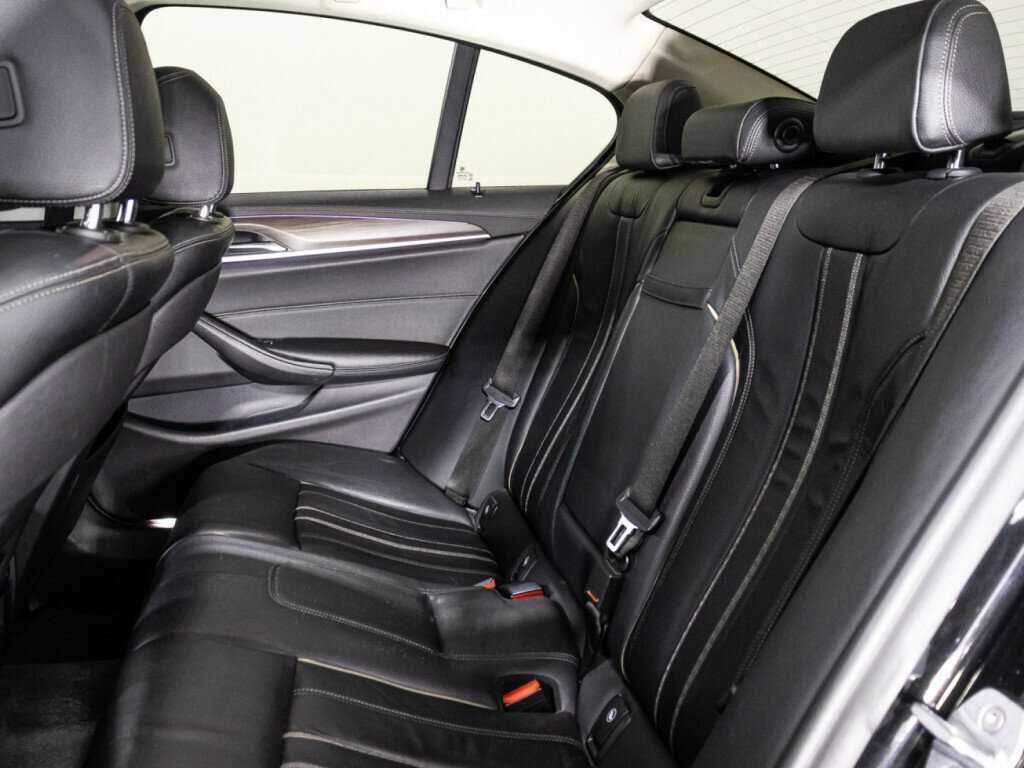 Купить BMW 5 серии, 2017, 152 704 км.. Фото: #9