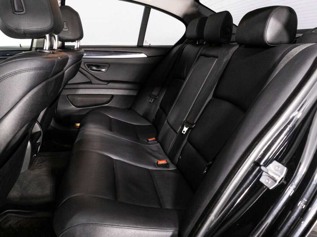 Купить BMW 5 серии, 2013, 220 295 км.. Фото: #8