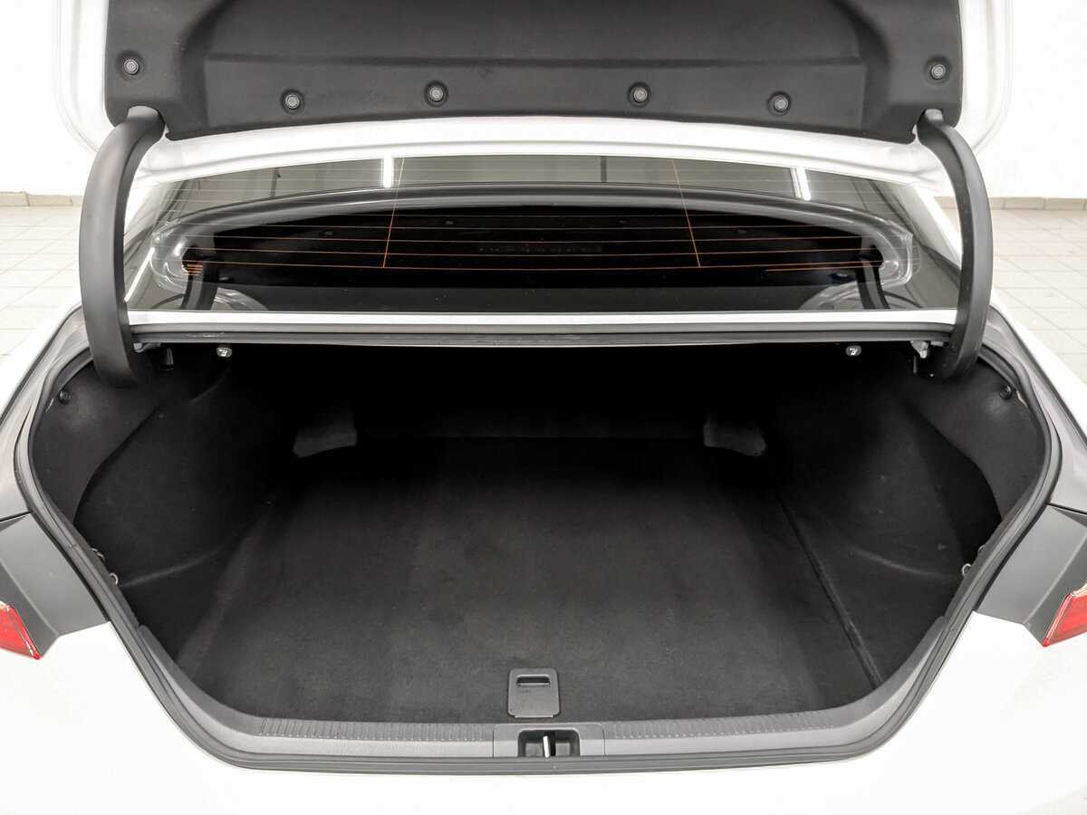 Купить Toyota Camry, 2019, 136 680 км.. Фото: #9
