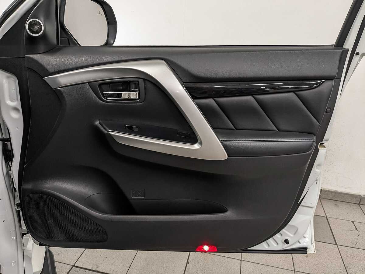 Купить Mitsubishi Pajero Sport, 2017, 173 962 км.. Фото: #21