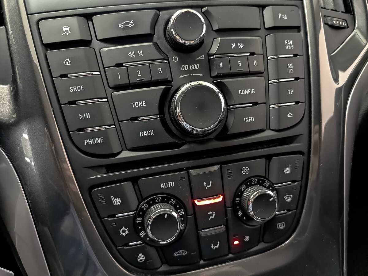 Купить Опель Астра, 2014, 138 873 км.. Фото: #23