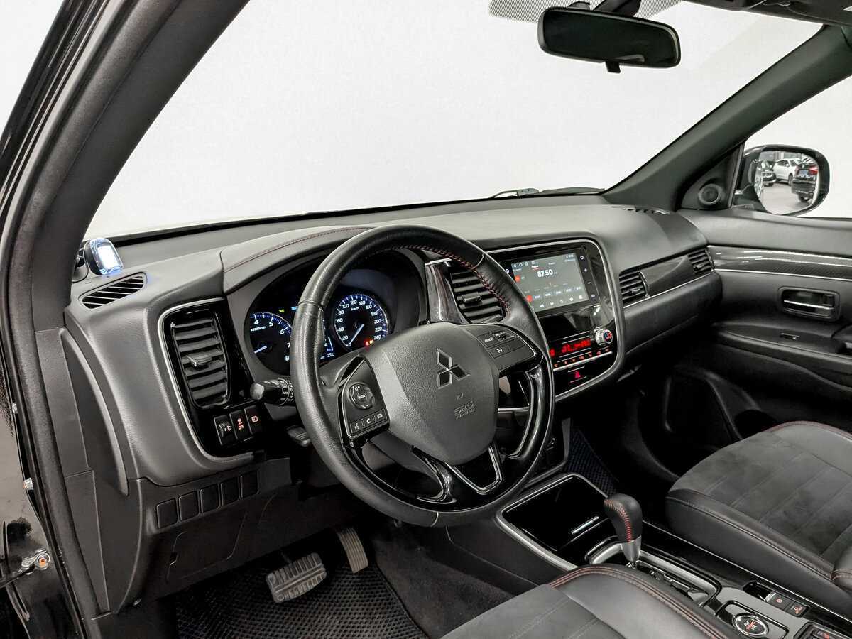 Купить Mitsubishi Outlander, 2021, 58 345 км.. Фото: #15