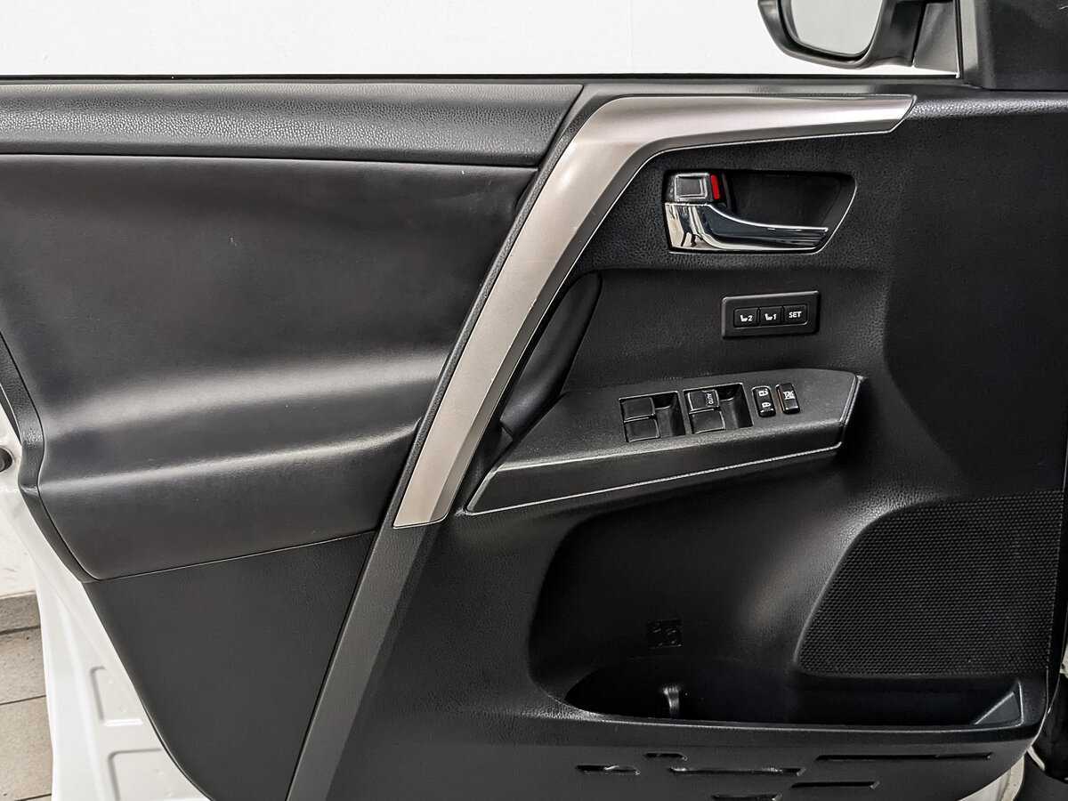 Купить Toyota RAV4, 2017, 143 581 км.. Фото: #18