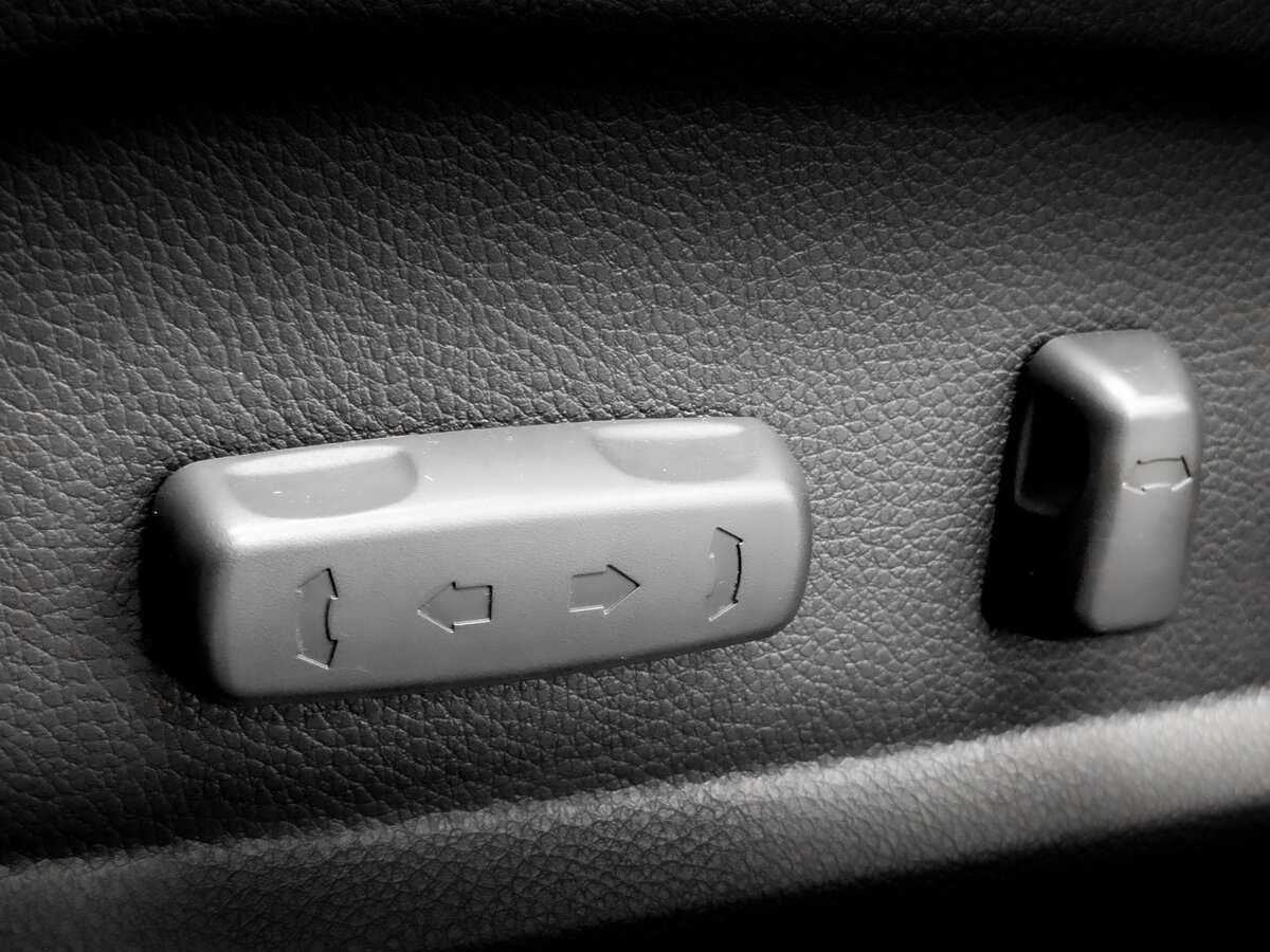 Купить Hyundai Santa Fe, 2015, 141 611 км.. Фото: #18