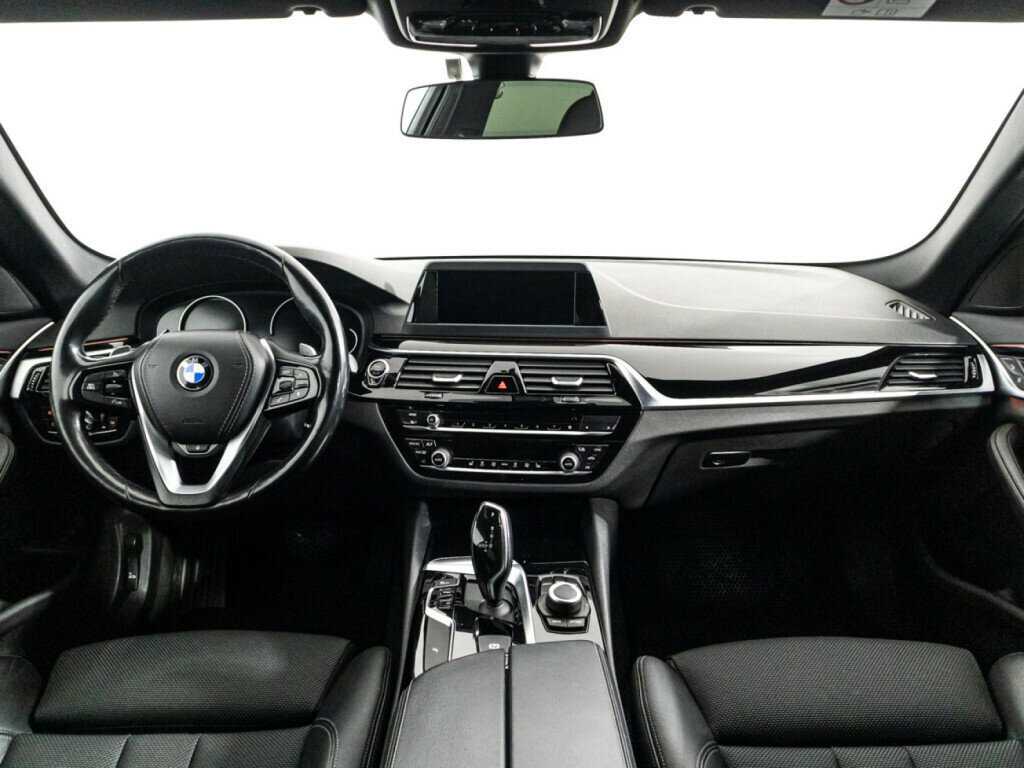 Купить BMW 5 серии, 2019, 134 850 км.. Фото: #12