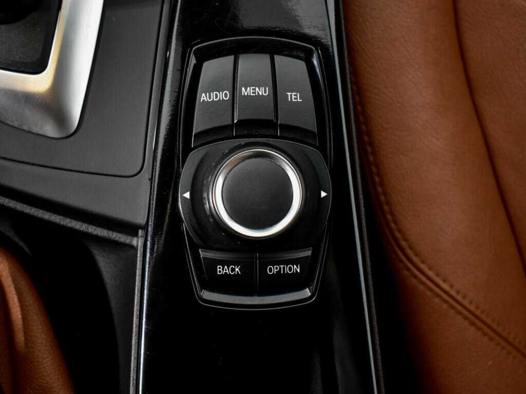 Купить BMW 3 серии, 2017, 177 000 км.. Фото: #11