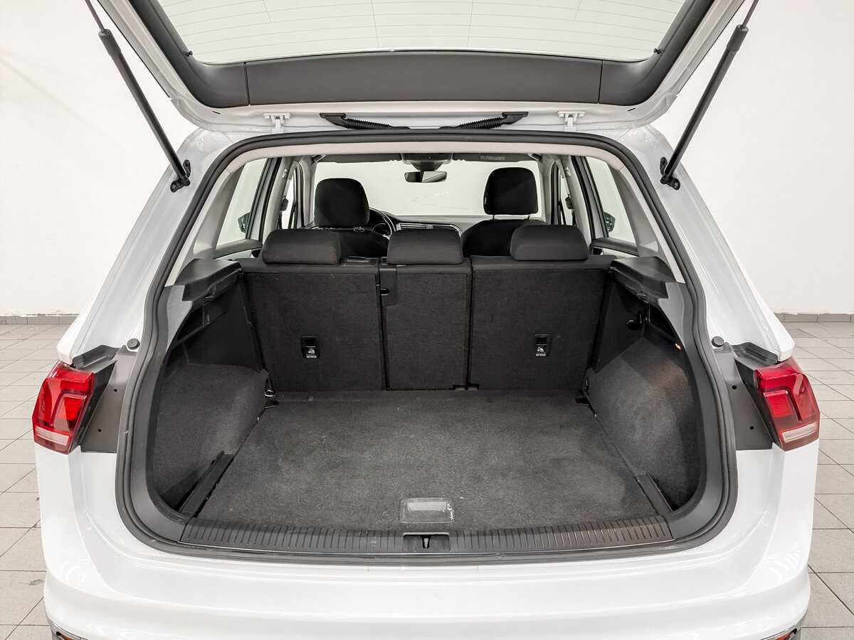 Купить Volkswagen Tiguan, 2021, 131 780 км.. Фото: #8
