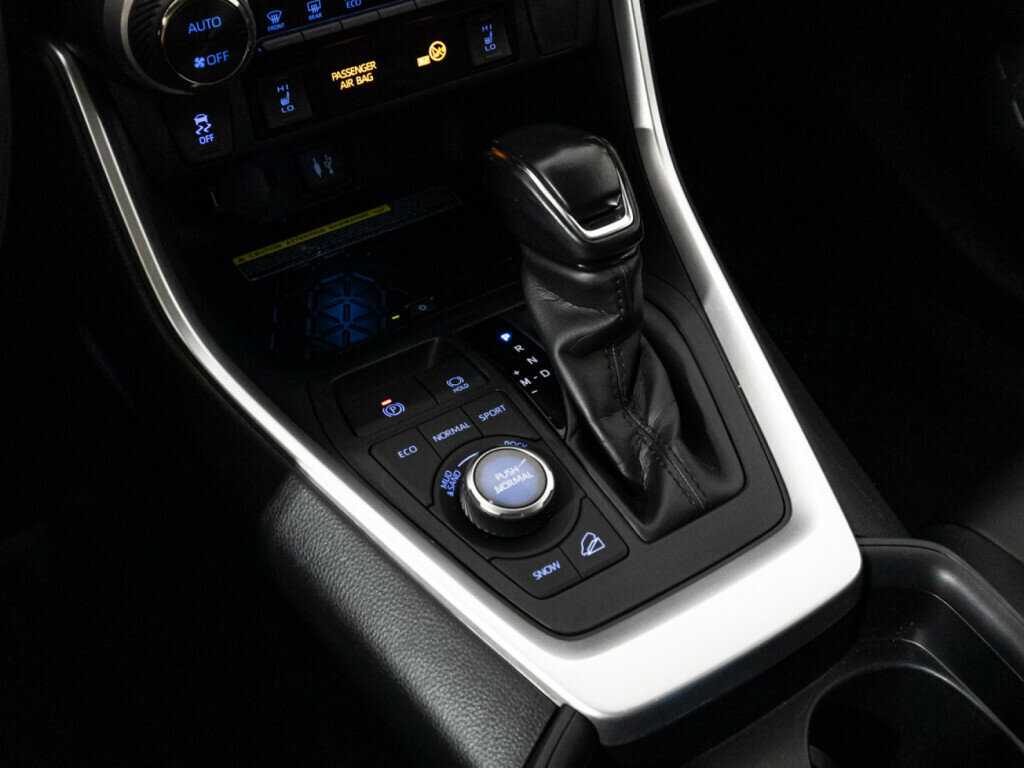 Купить Toyota RAV4, 2020, 75 000 км.. Фото: #17