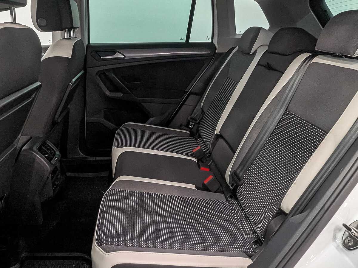 Купить Volkswagen Tiguan, 2020, 91 354 км.. Фото: #17