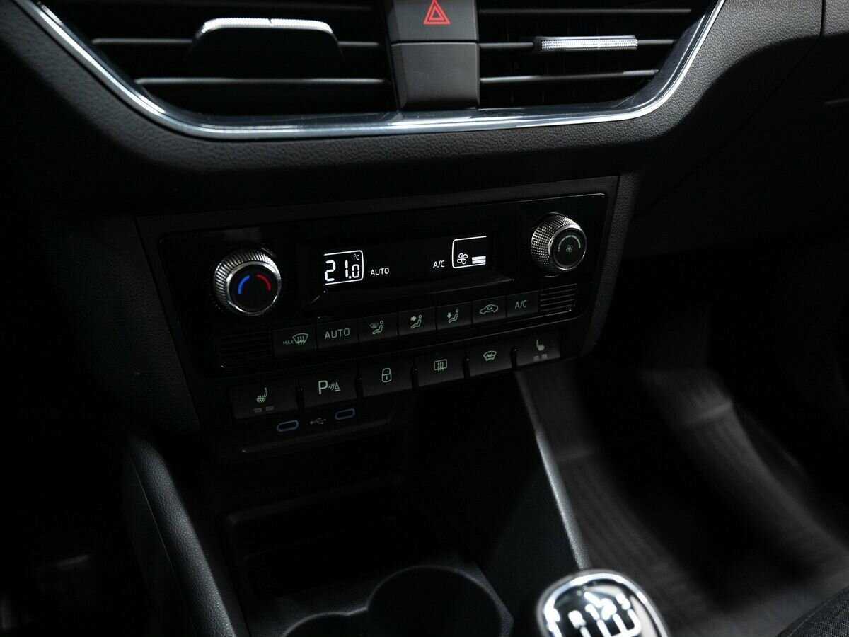 Купить Шкода Рапид, 2020, 192 128 км.. Фото: #17