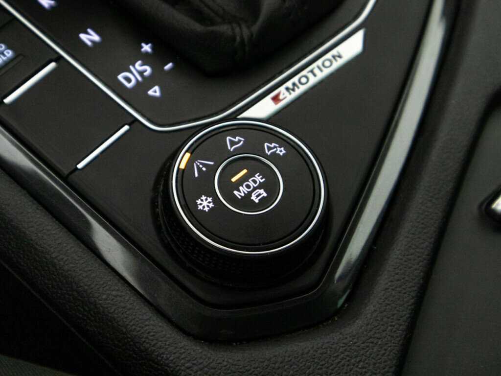 Купить Volkswagen Tiguan, 2019, 116 996 км.. Фото: #19