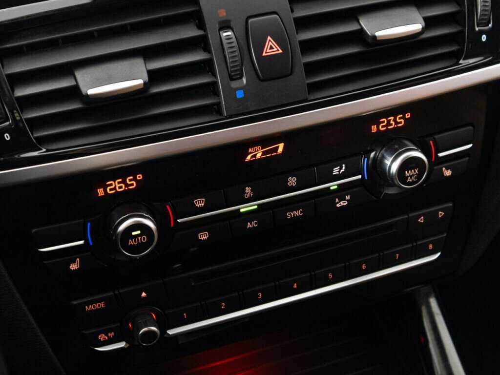 Купить BMW X3, 2015, 119 828 км.. Фото: #17