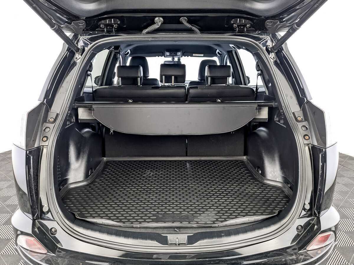 Купить Toyota RAV4, 2017, 98 540 км.. Фото: #9